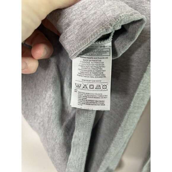 Adidas Essentials 3 Stripes Women’s Long Sleeve Tee Size Small - Picture 8 of 9